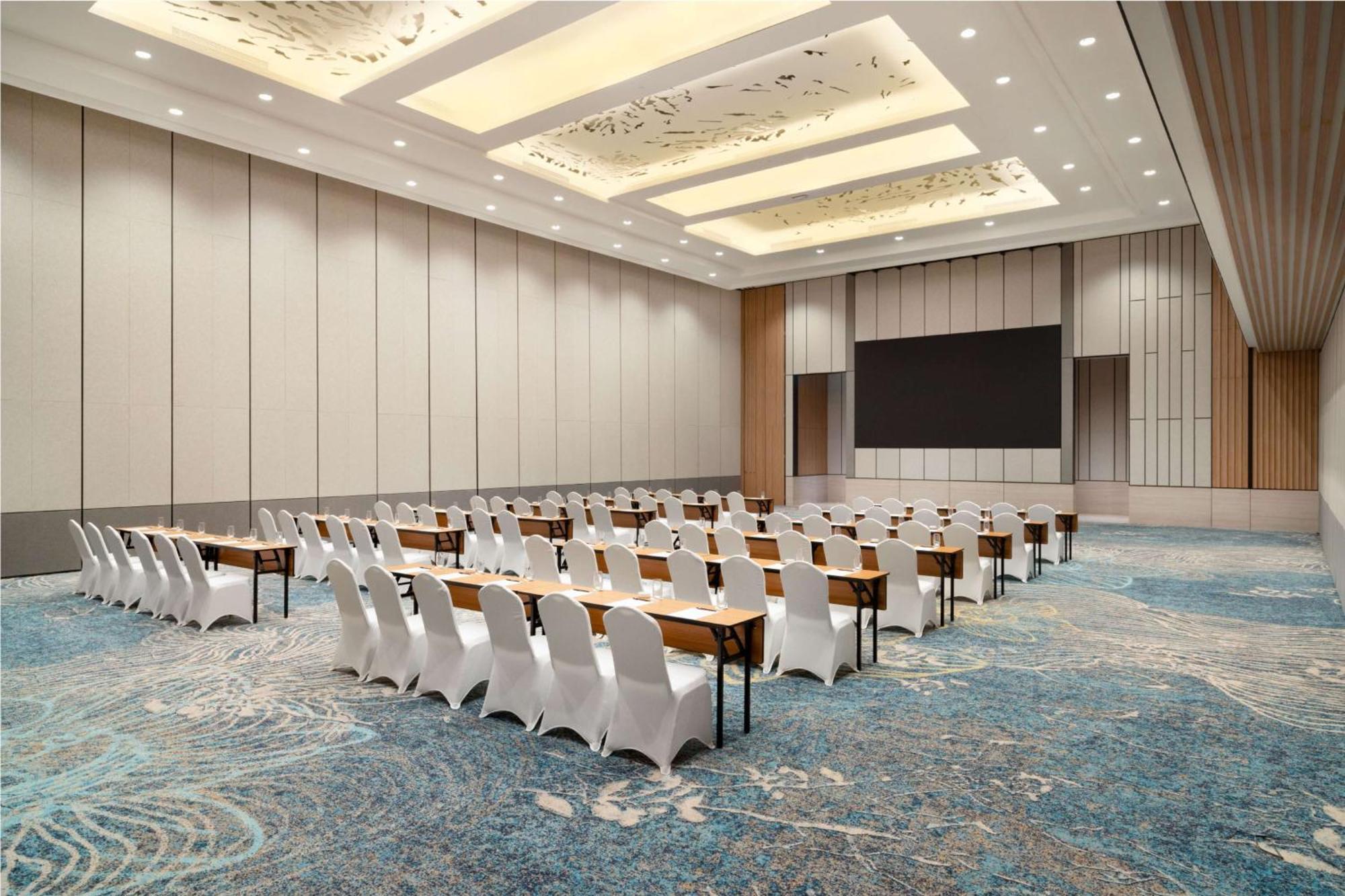 Doubletree By Hilton Jakarta Bintaro Jaya Serpong Exterior foto